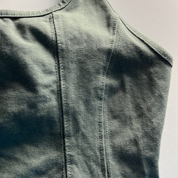 CORSET style cropped tank - Picture 3 of 3